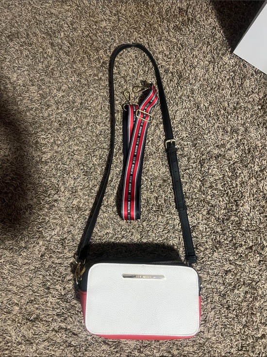 Steve Madden Handbags - Steve Madden White and Red Crossbody with Black Strap